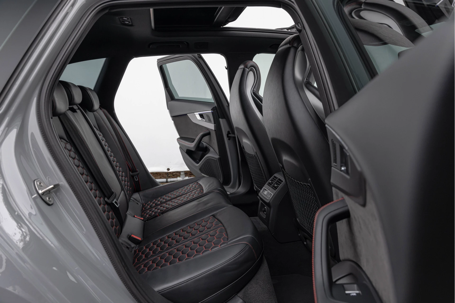 Hoofdafbeelding Audi RS4