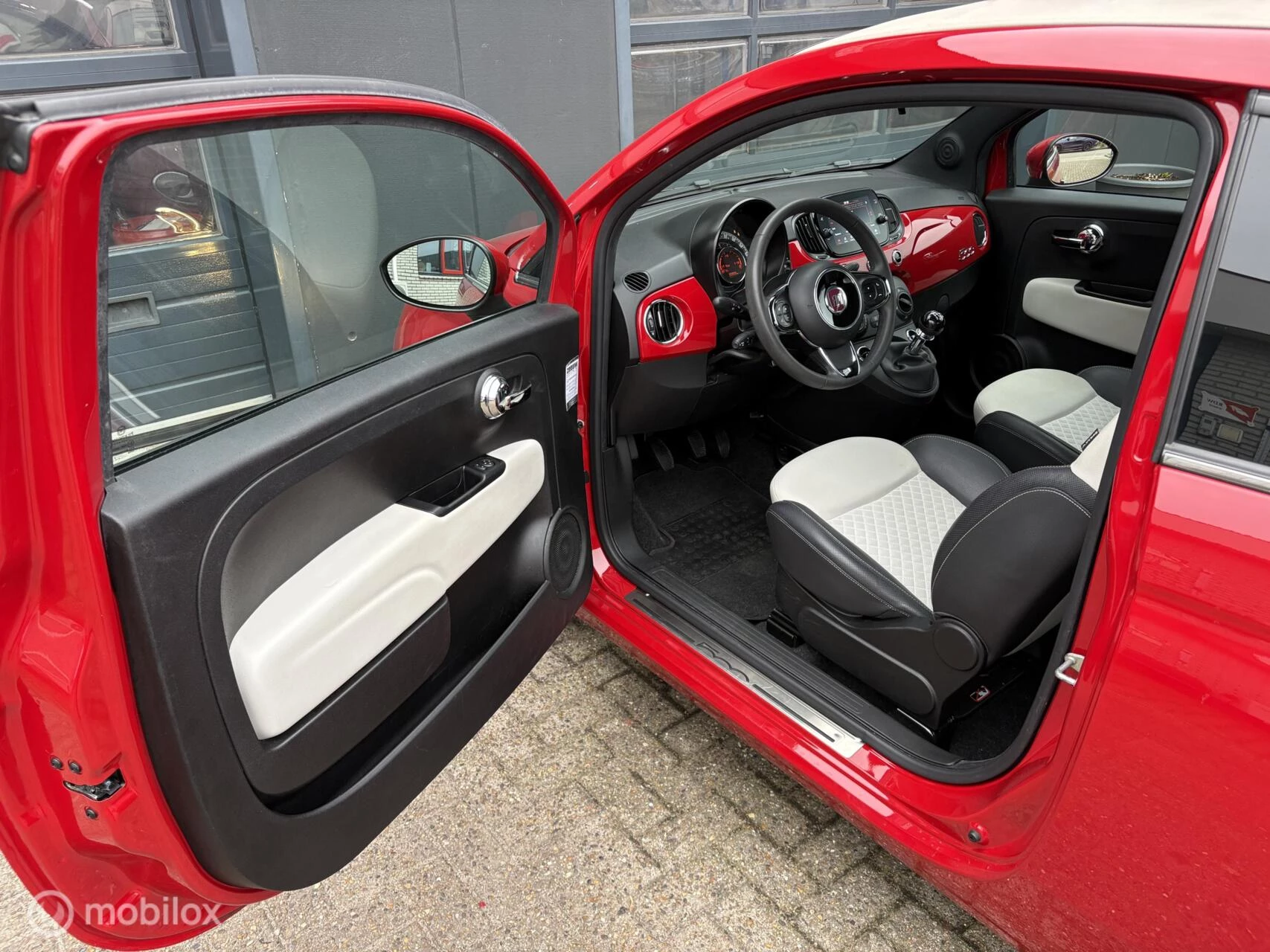 Hoofdafbeelding Fiat 500C