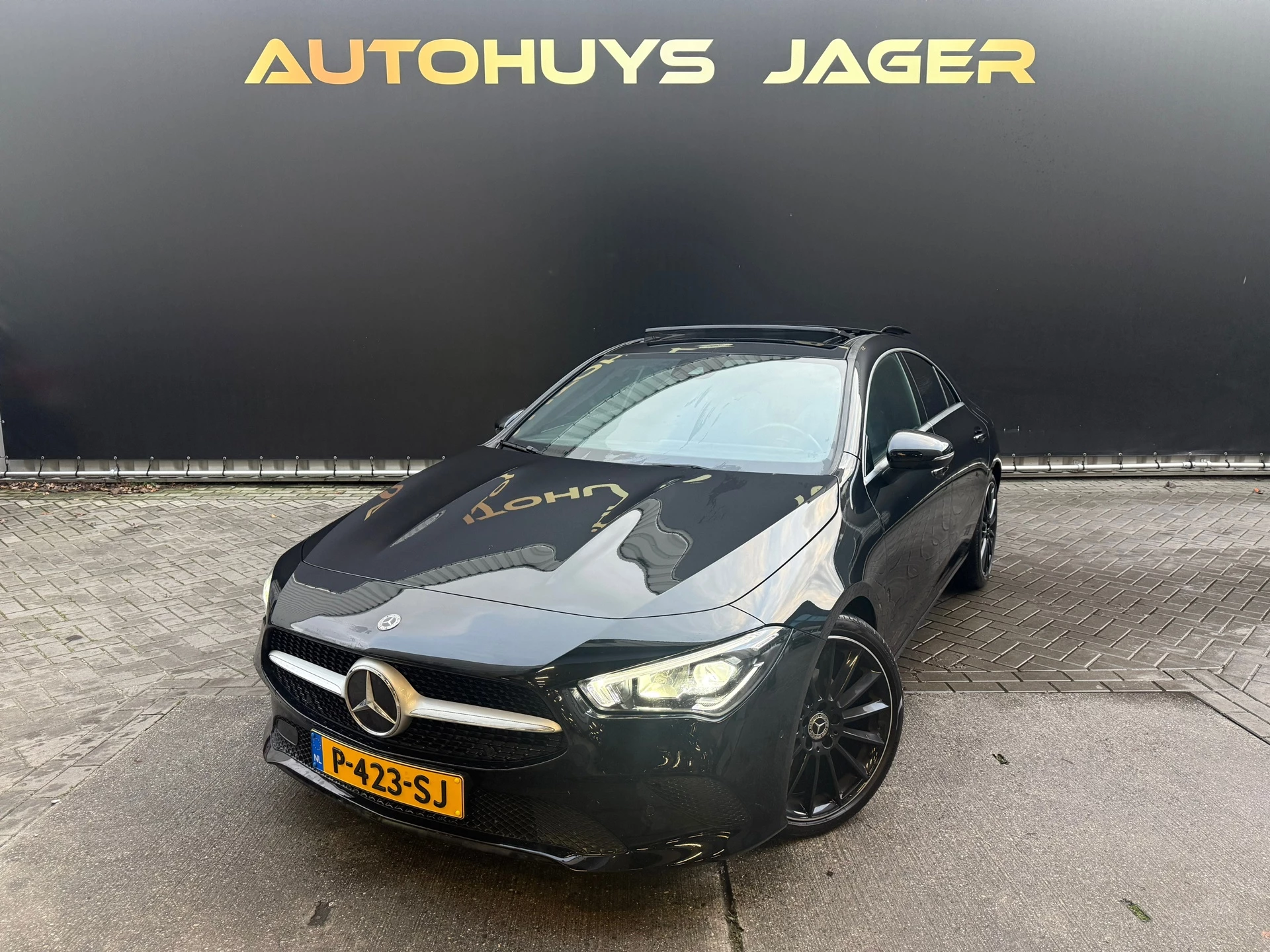 Hoofdafbeelding Mercedes-Benz CLA