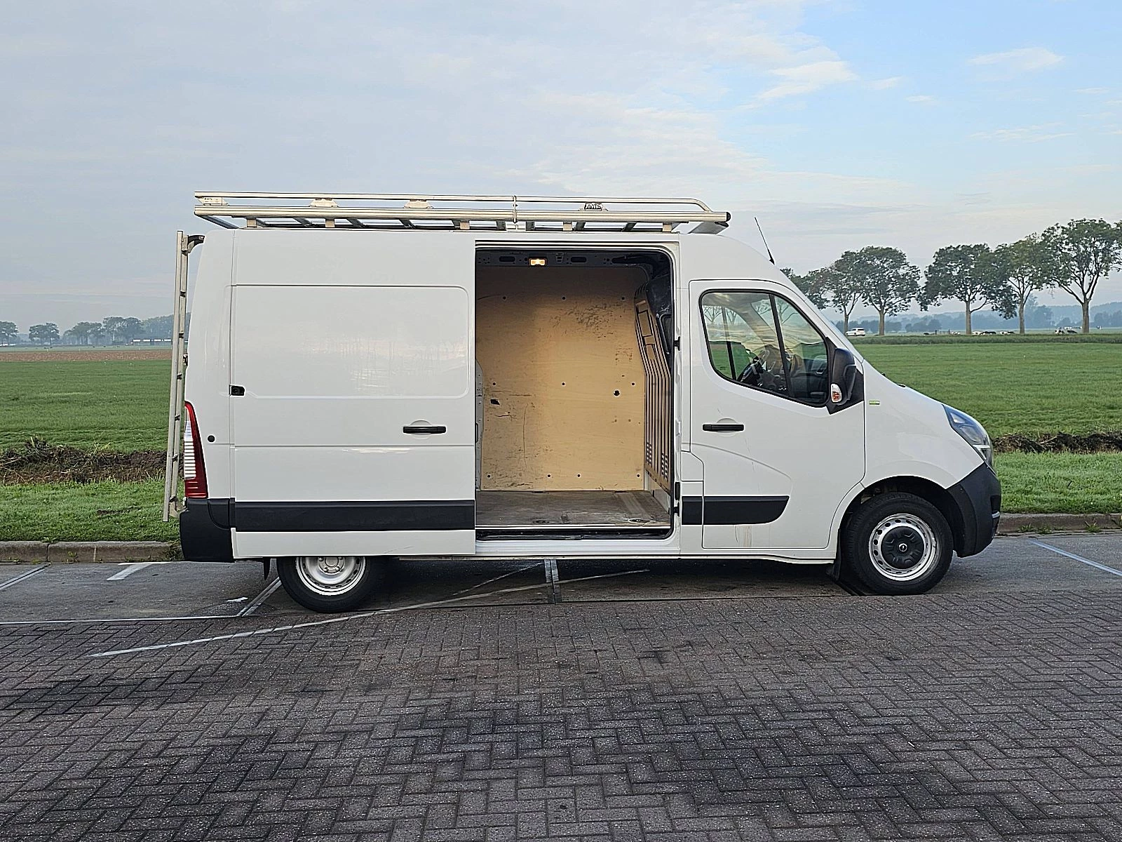 Hoofdafbeelding Opel Movano