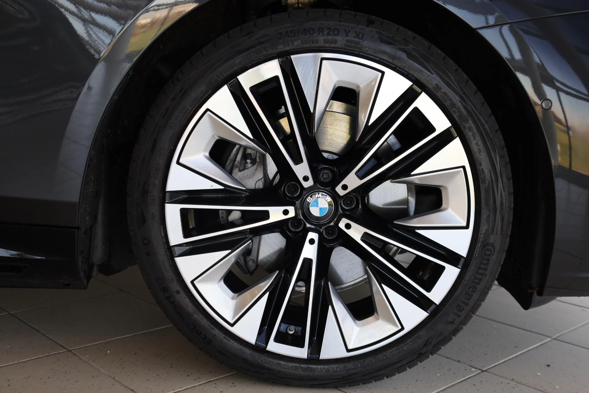 Hoofdafbeelding BMW i5