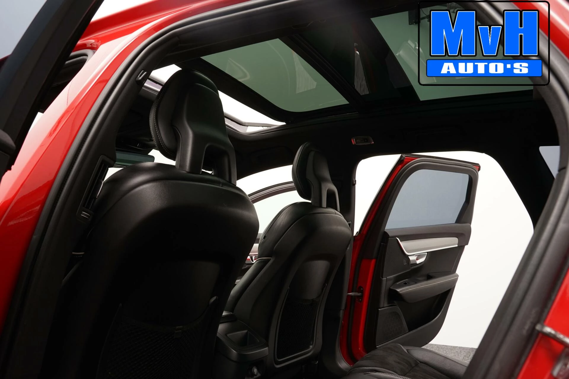 Hoofdafbeelding Volvo V90