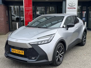 Hoofdafbeelding Toyota C-HR Toyota C-HR 1.8 Hybrid 140 Dynamic NL-AUTO BLIND SPOT KEYLESS PARK-SENSOREN APPLE/ANDROID 18'' LM-VELGEN CAMERA AD-CRUISE CLIMA NAVI