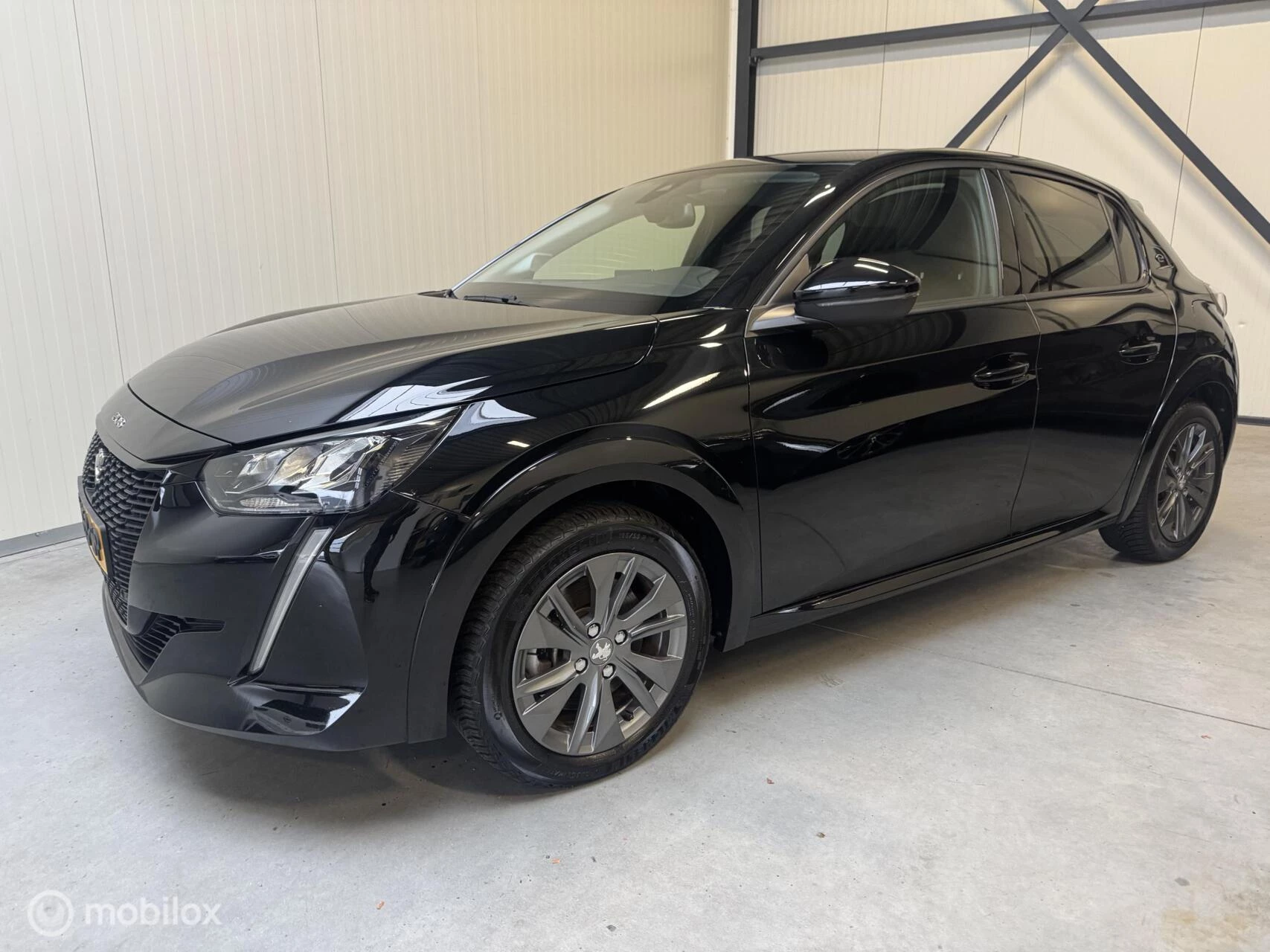 Hoofdafbeelding Peugeot e-208