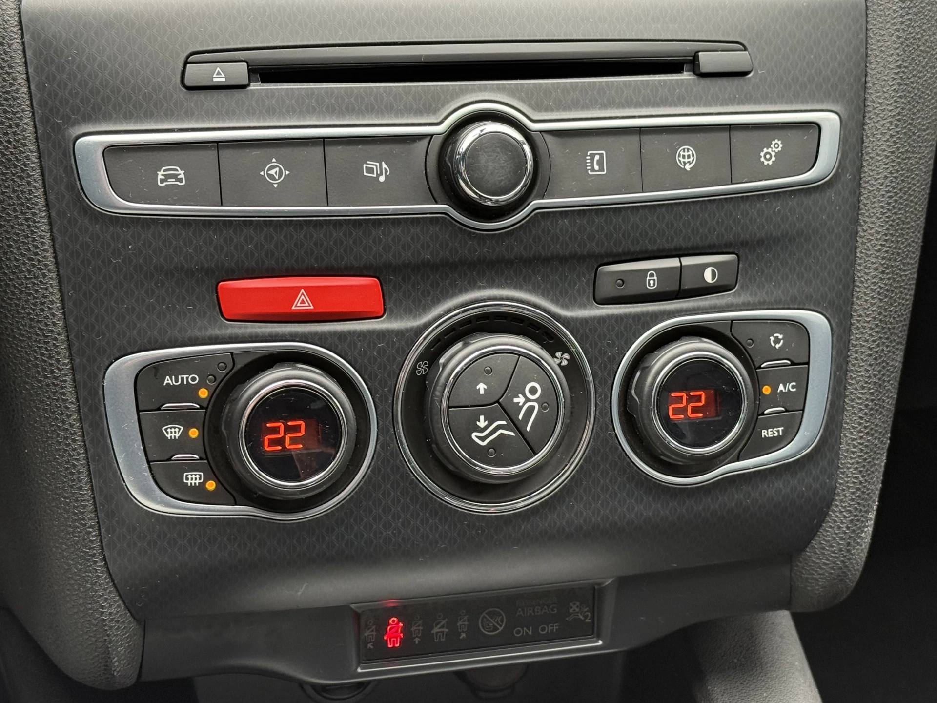 Hoofdafbeelding DS DS 4