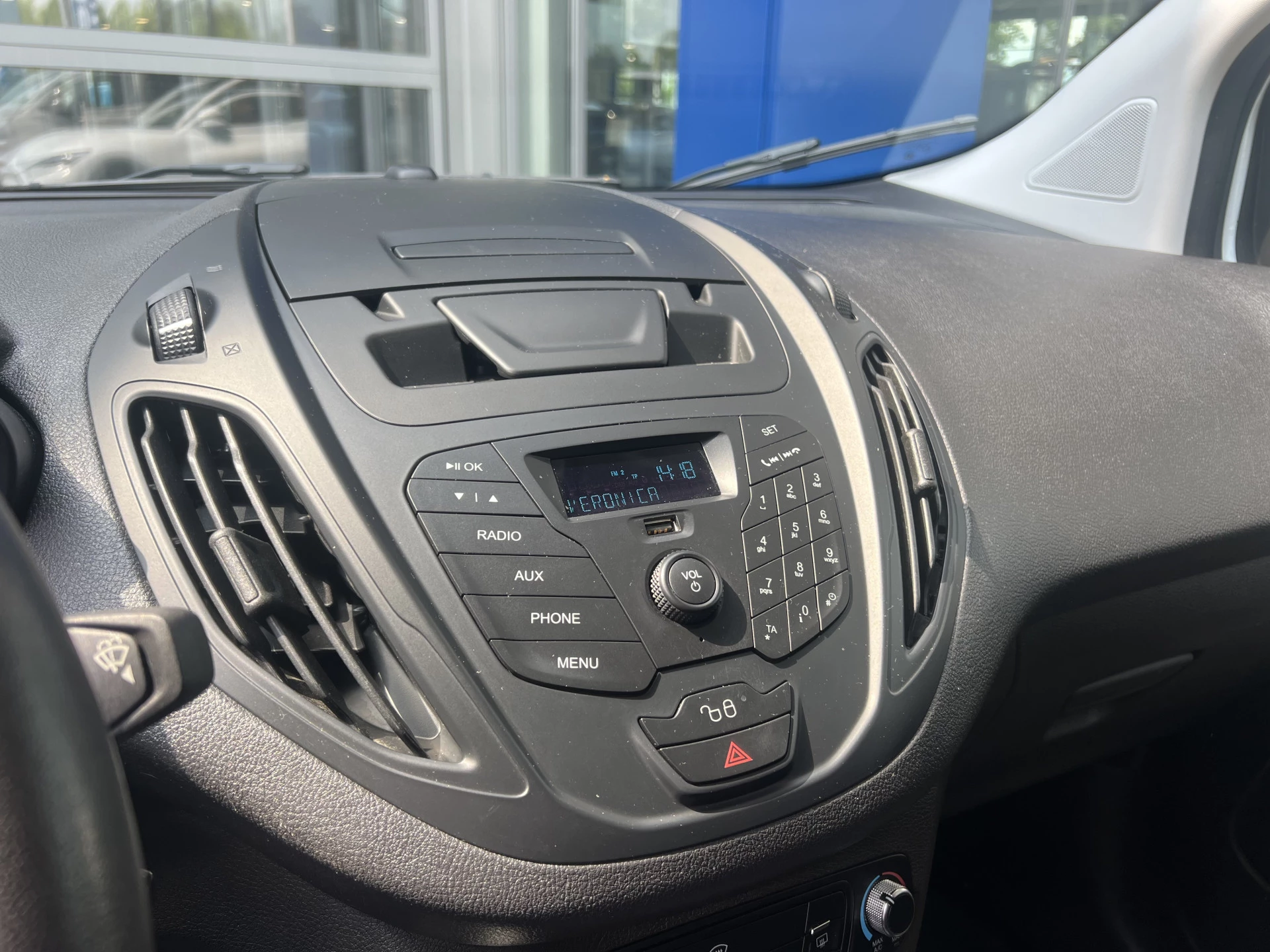 Hoofdafbeelding Ford Transit Courier