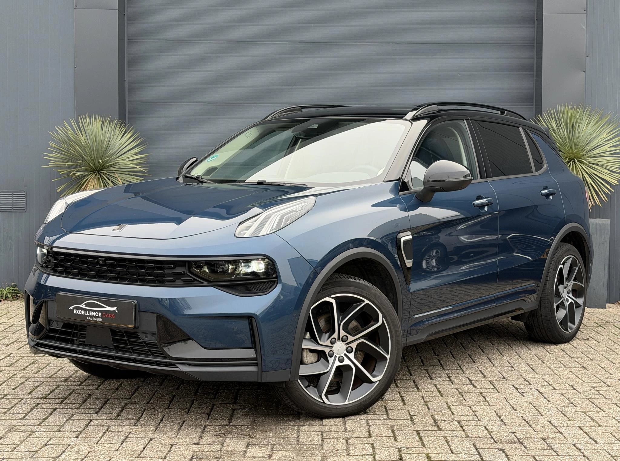 Hoofdafbeelding Lynk & Co 01