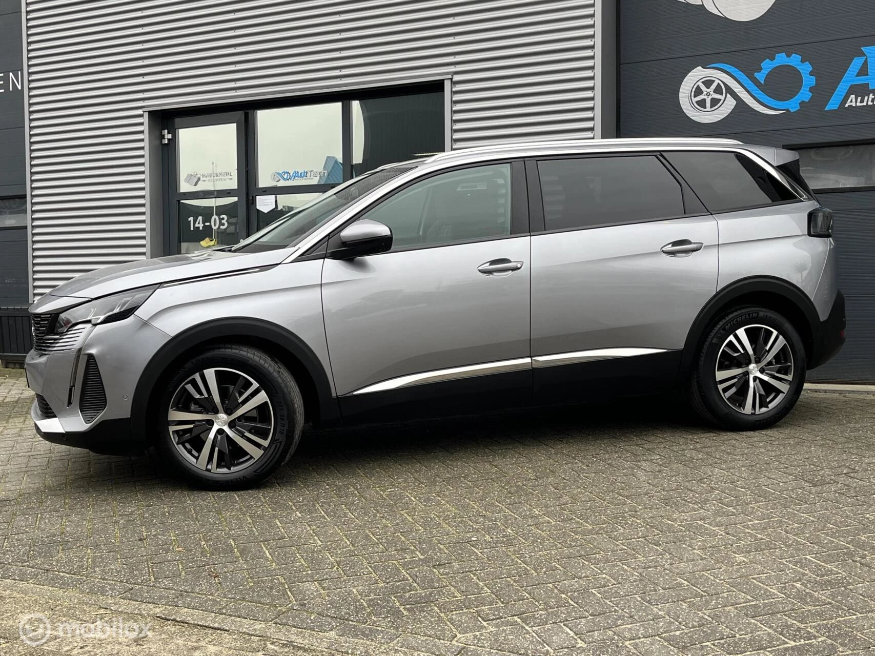 Hoofdafbeelding Peugeot 5008