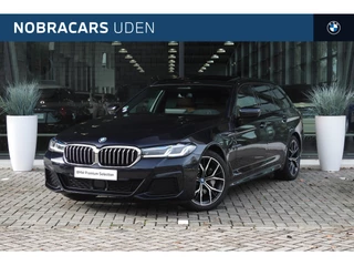 BMW 5 Serie Touring 530e High Executive M Sport Automaat / Panoramadak / Trekhaak / Laserlight / Comfort Access / Head-Up / Driving Assistant Professional