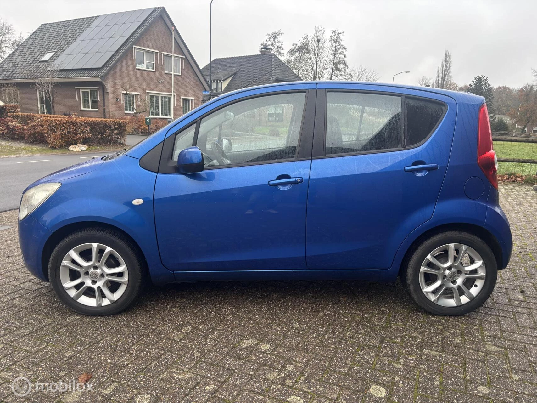Hoofdafbeelding Opel Agila