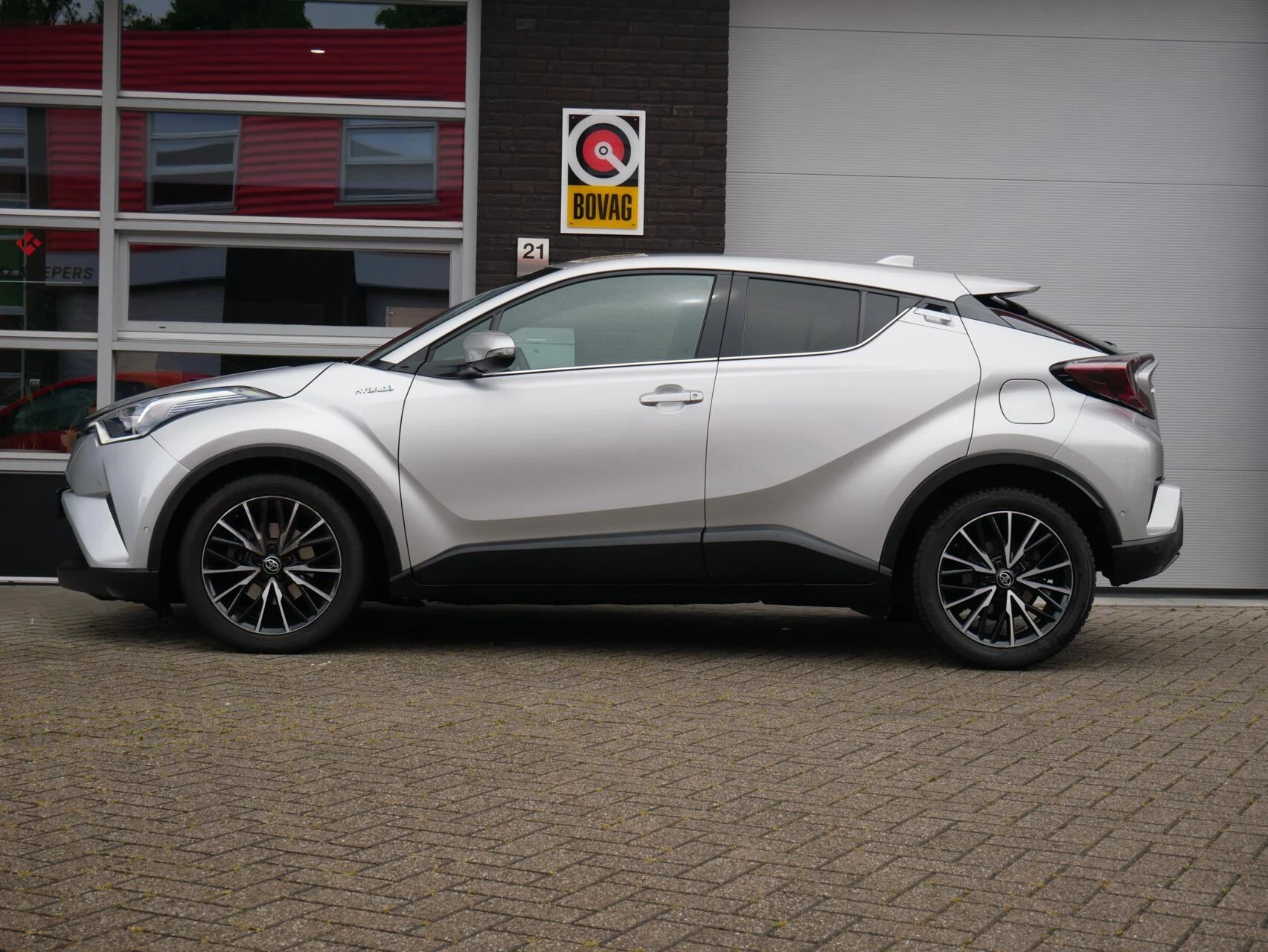 Hoofdafbeelding Toyota C-HR