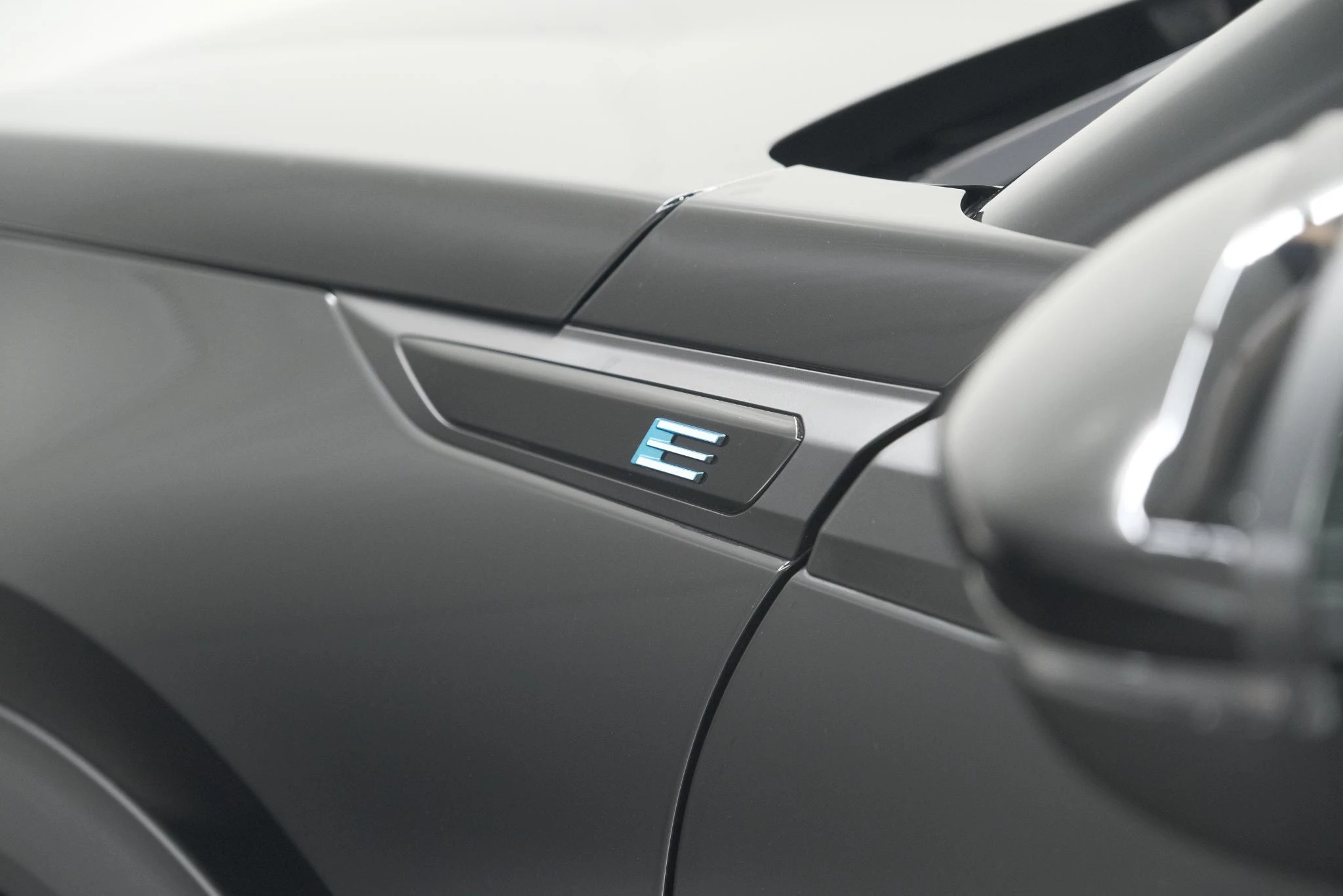 Hoofdafbeelding Peugeot e-2008