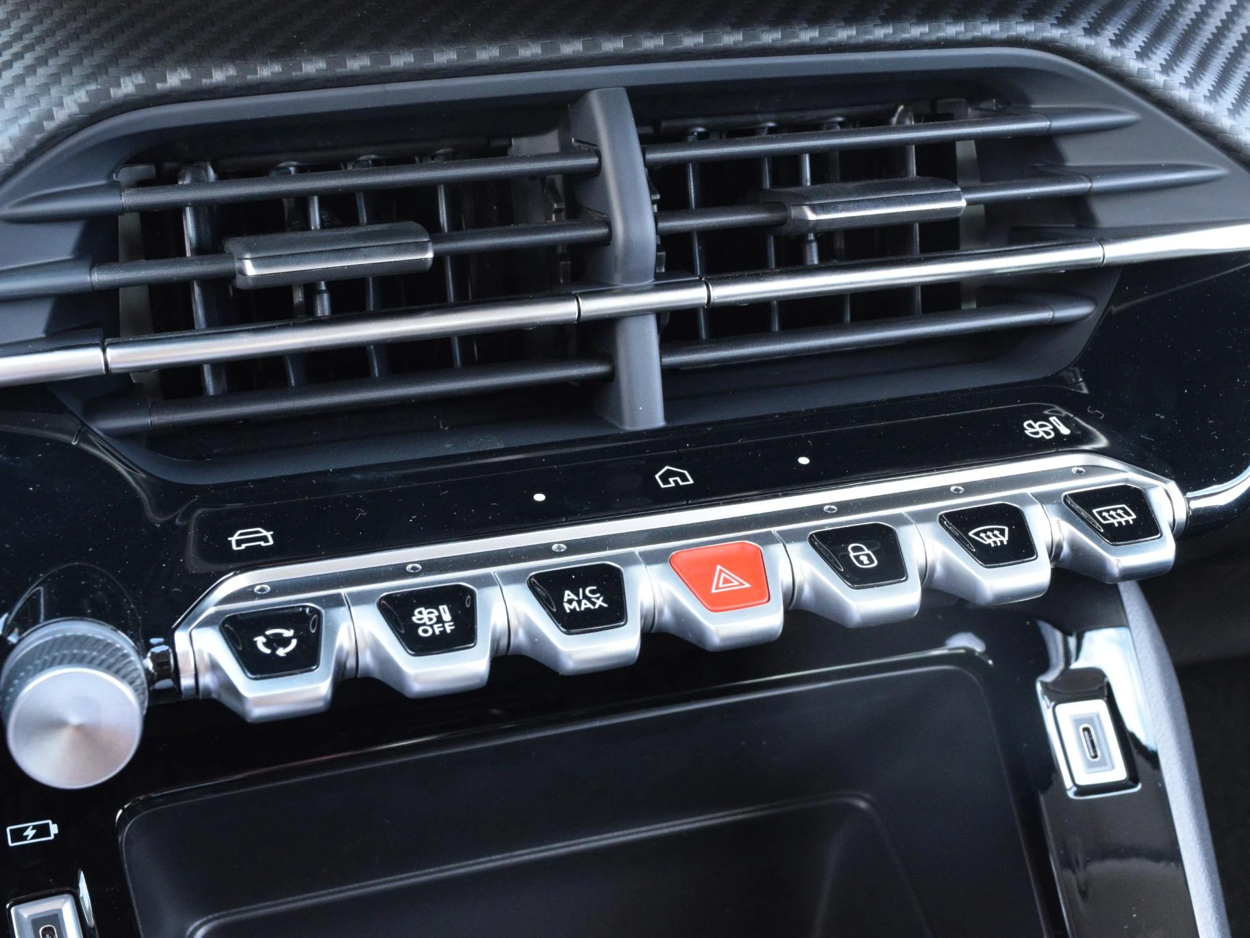 Hoofdafbeelding Peugeot e-208
