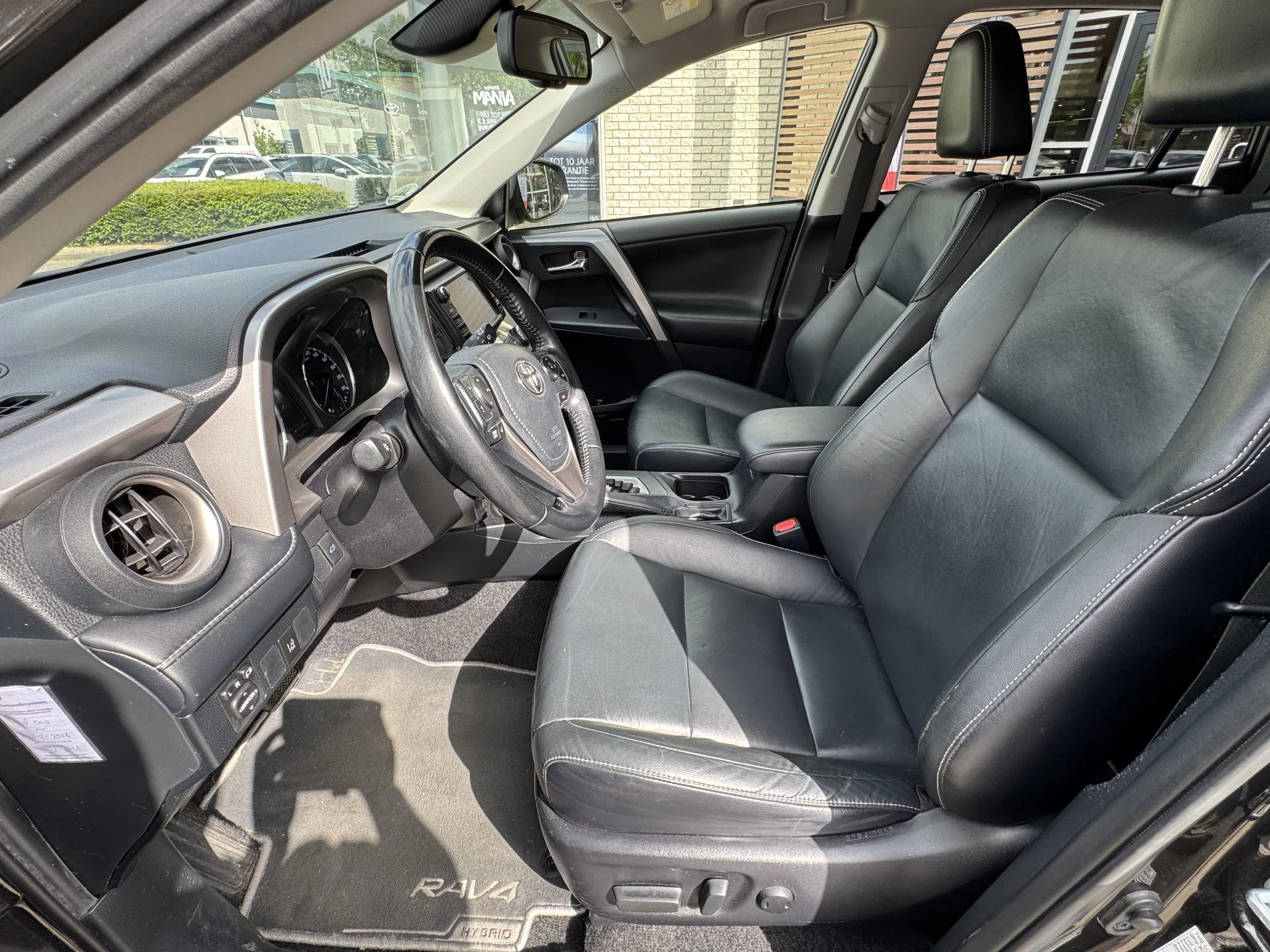 Hoofdafbeelding Toyota RAV4