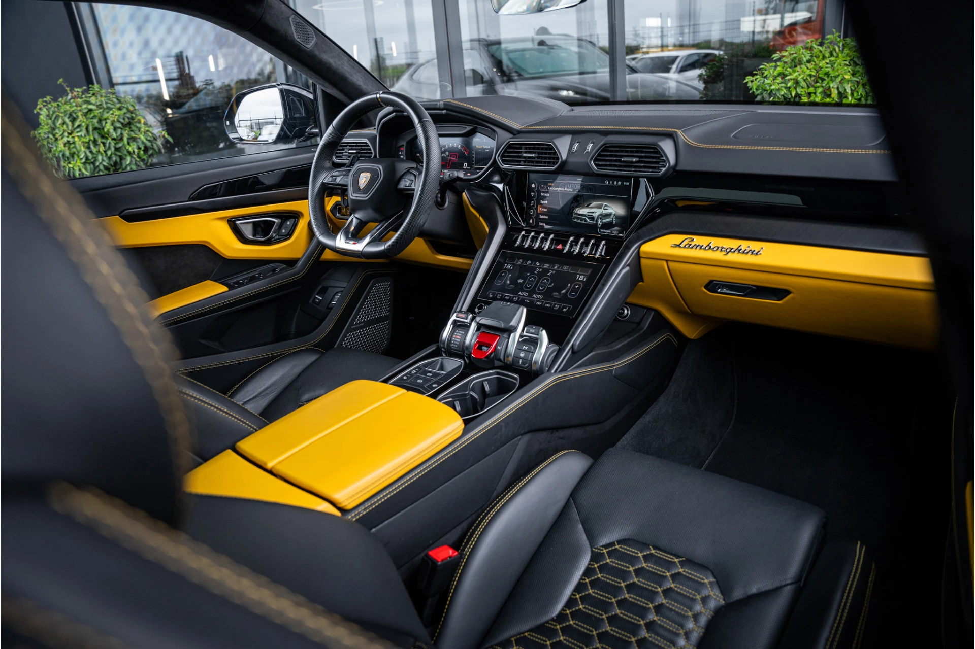 Hoofdafbeelding Lamborghini Urus
