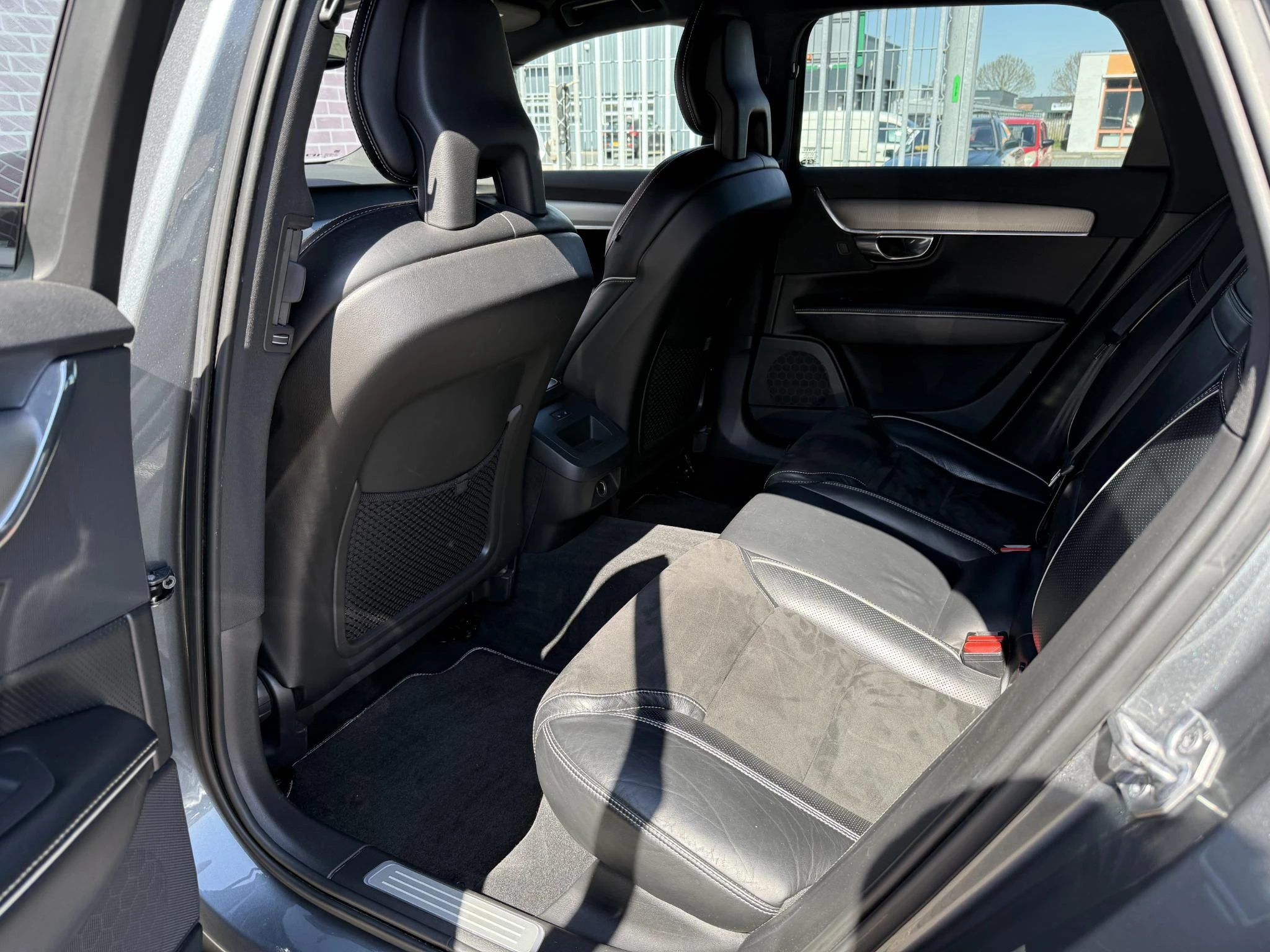 Hoofdafbeelding Volvo V90