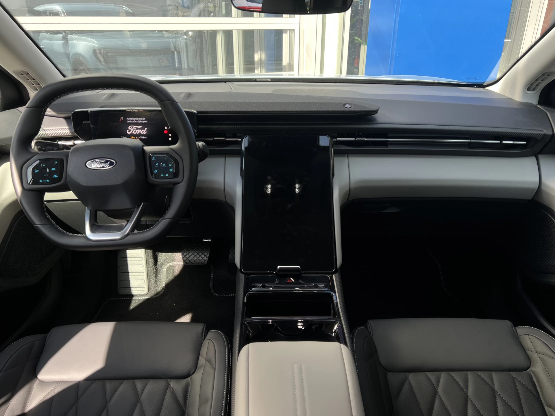 Hoofdafbeelding Ford Explorer