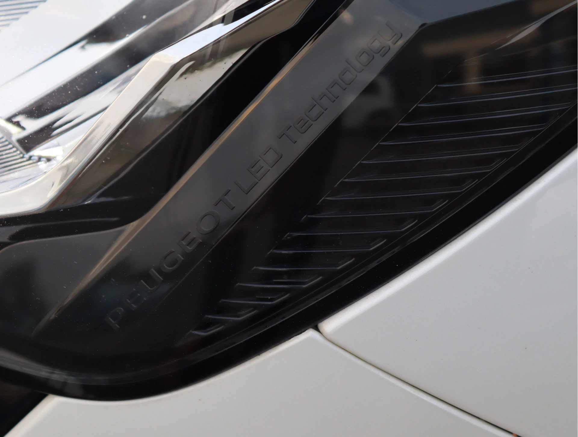 Hoofdafbeelding Peugeot e-208