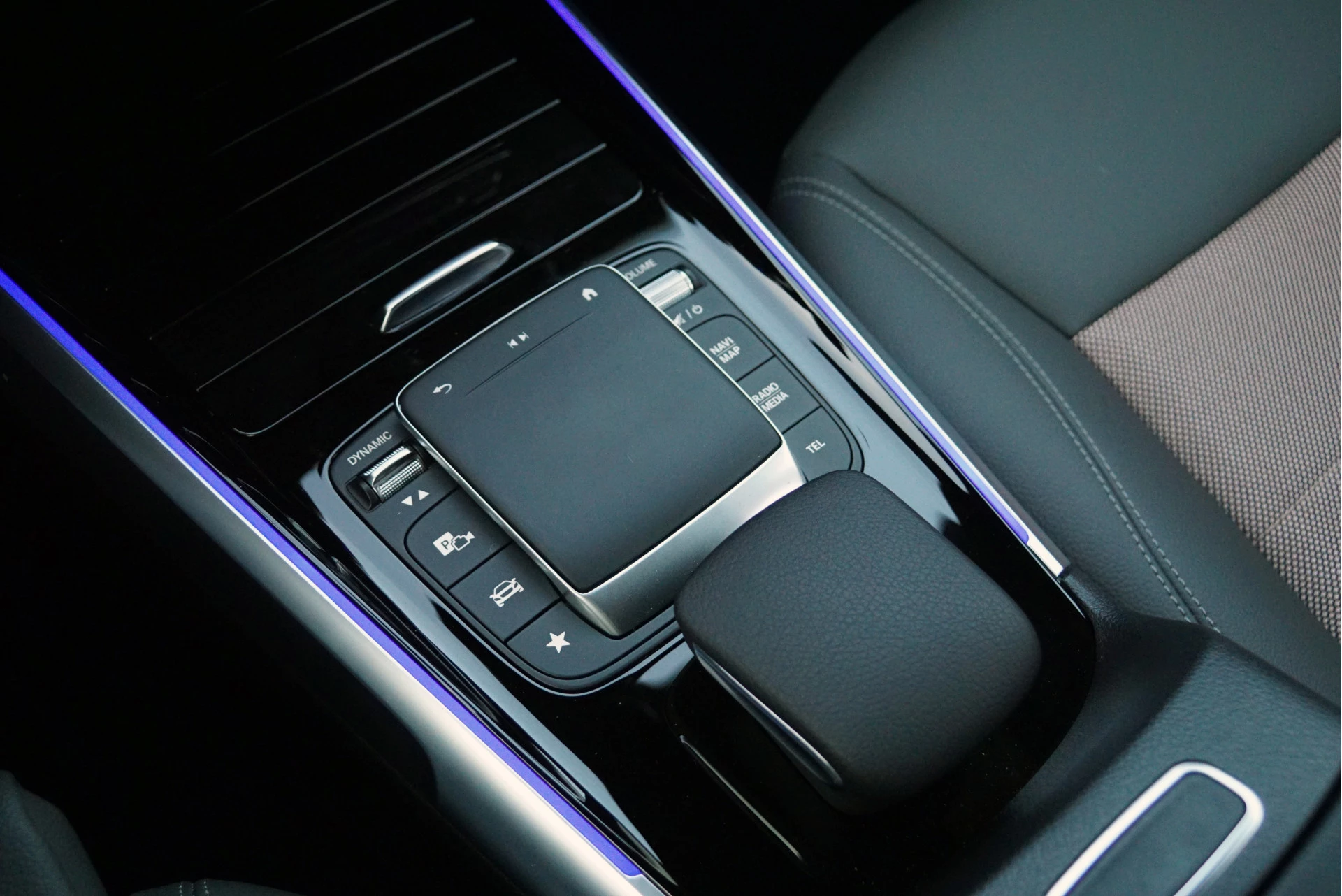 Hoofdafbeelding Mercedes-Benz EQB