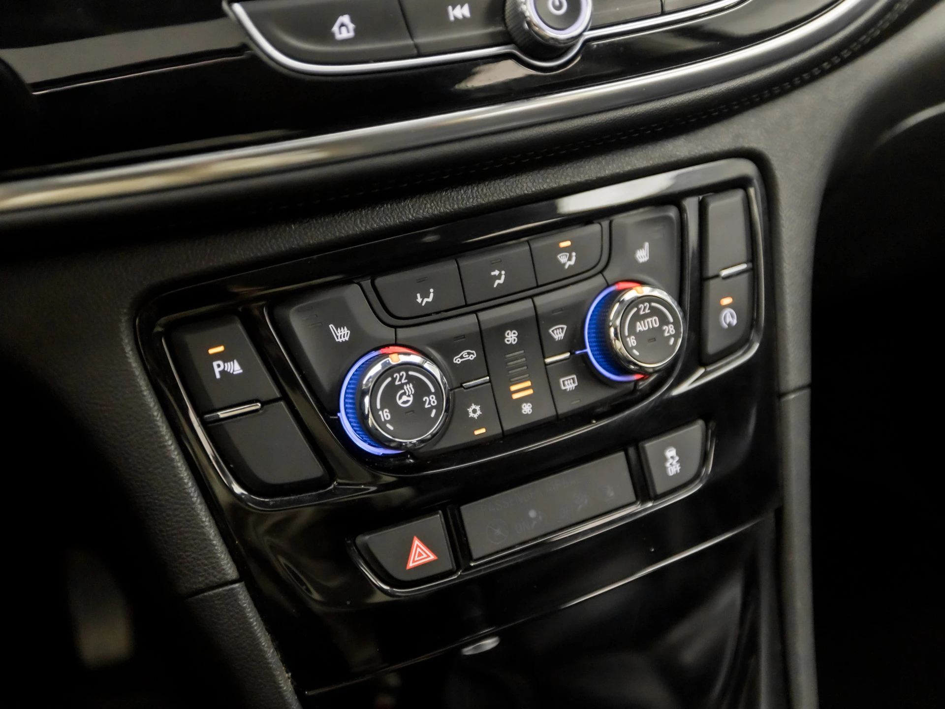 Hoofdafbeelding Opel Mokka X