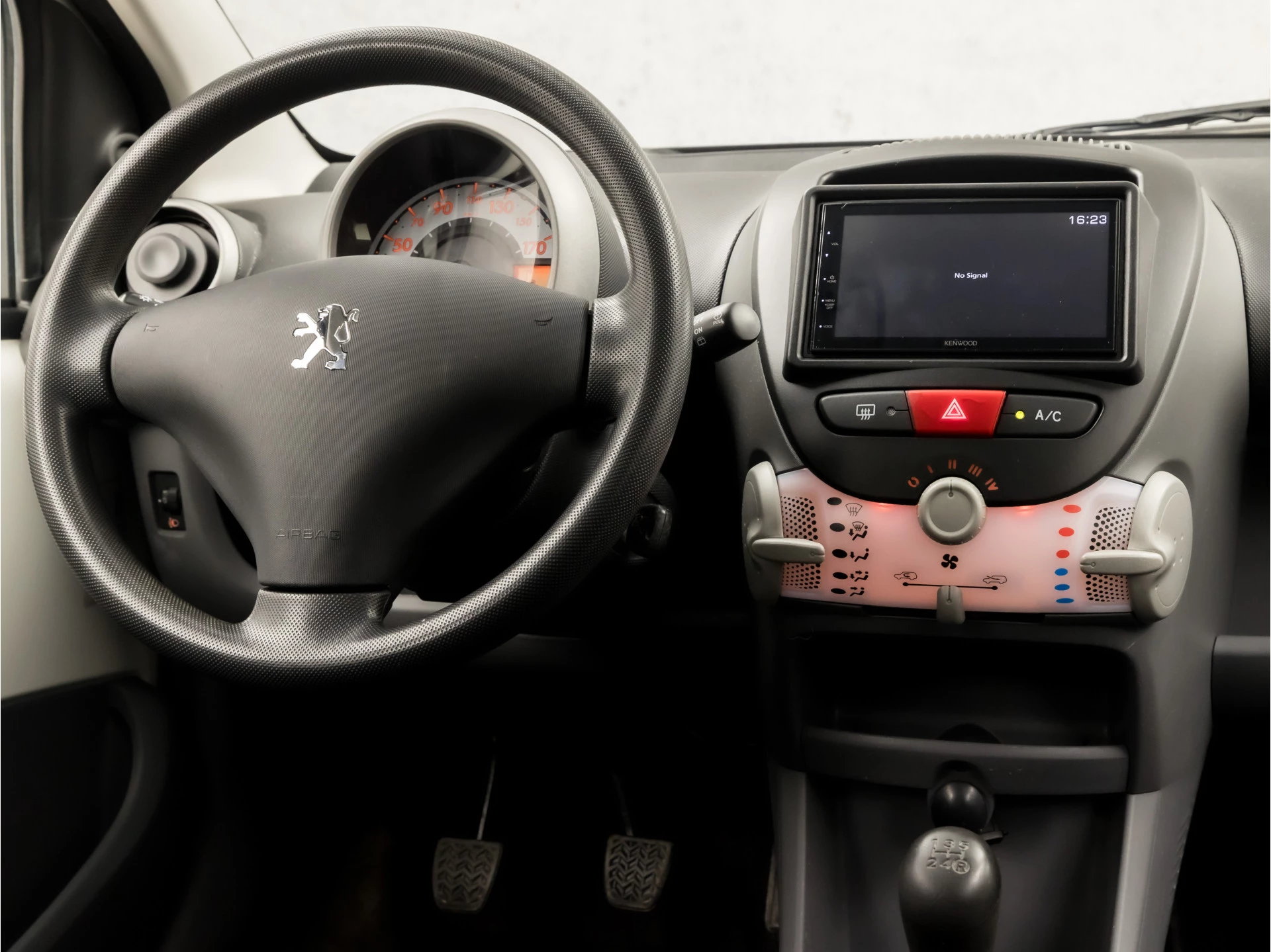 Hoofdafbeelding Peugeot 107