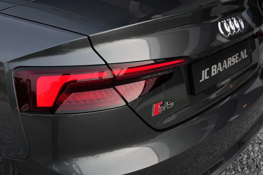 Hoofdafbeelding Audi S5