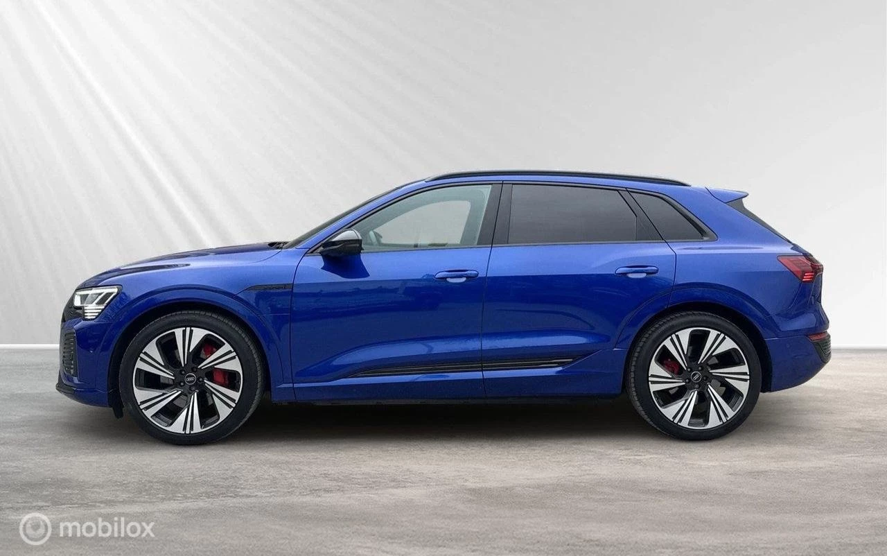 Hoofdafbeelding Audi Q8 e-tron