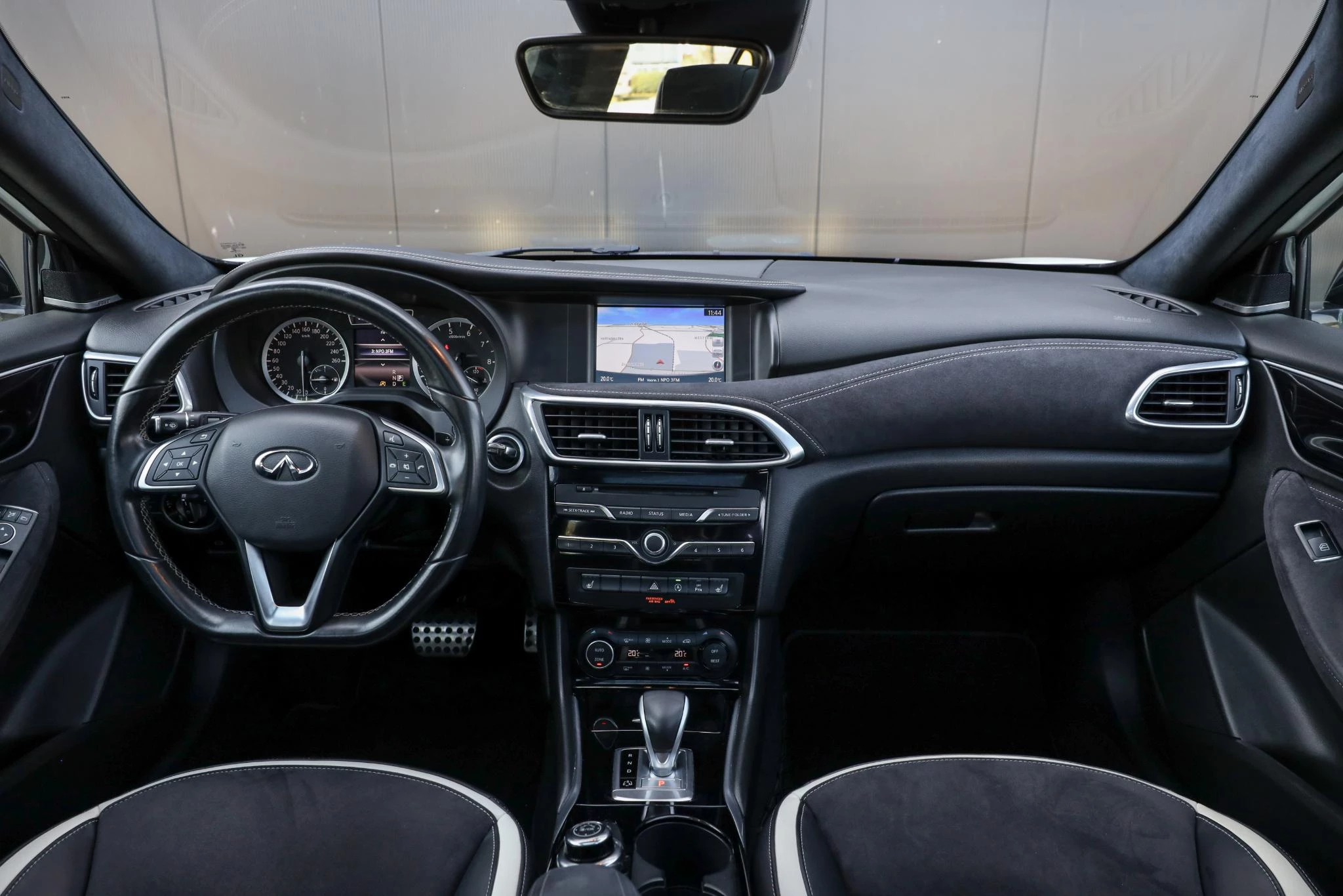 Hoofdafbeelding Infiniti Q