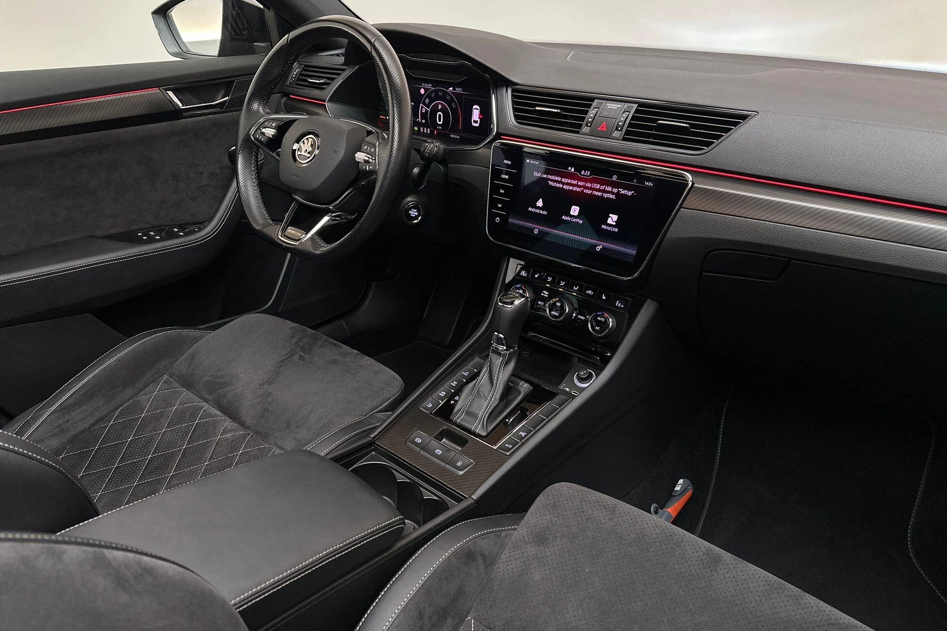 Hoofdafbeelding Škoda Superb