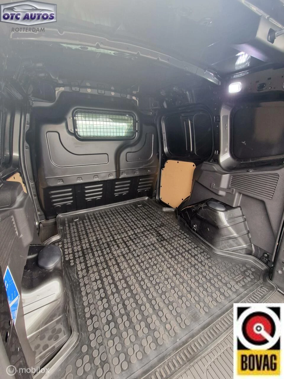 Hoofdafbeelding Ford Transit Courier