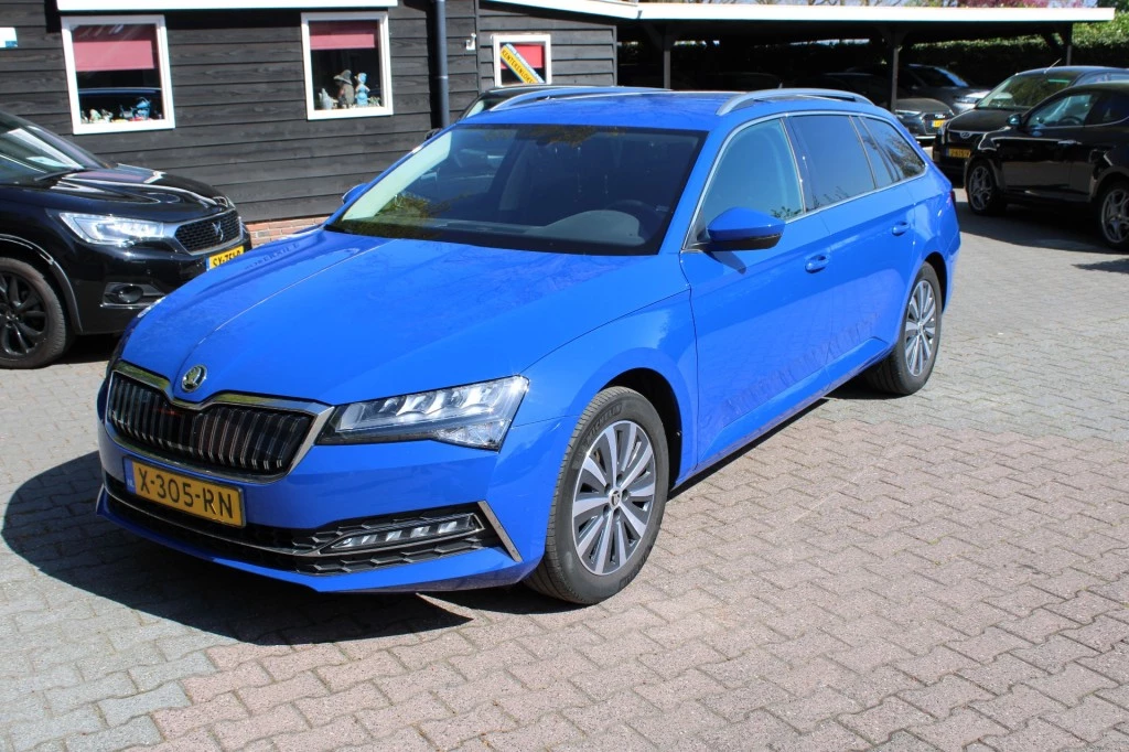 Hoofdafbeelding Škoda Superb