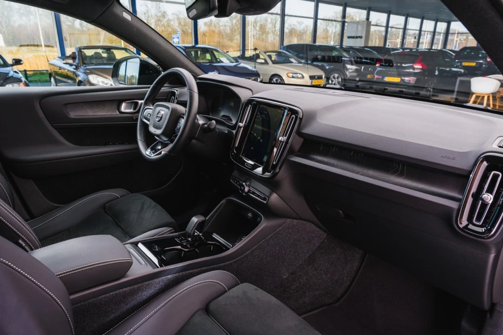 Hoofdafbeelding Volvo C40