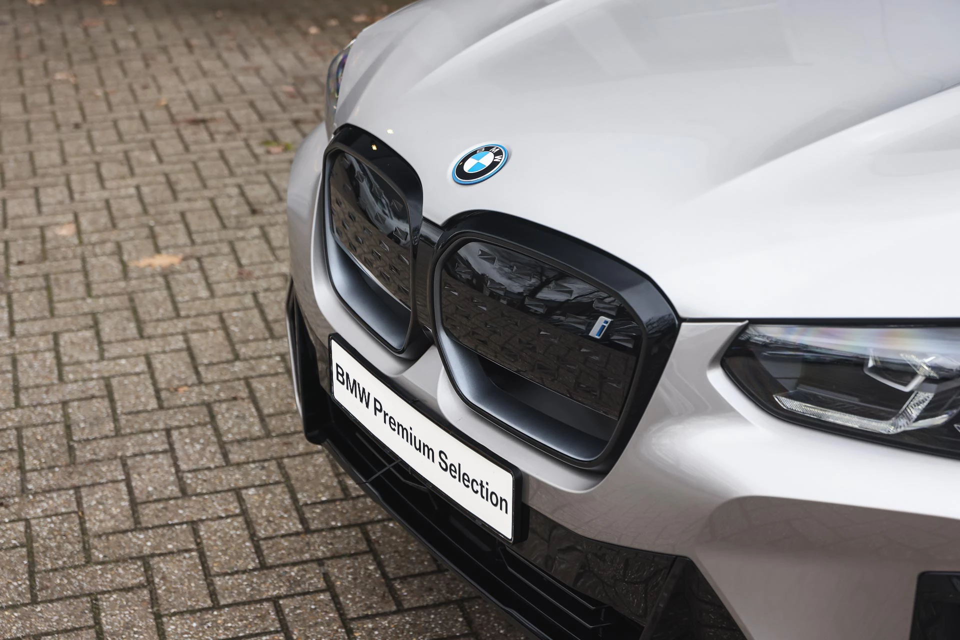 Hoofdafbeelding BMW iX3