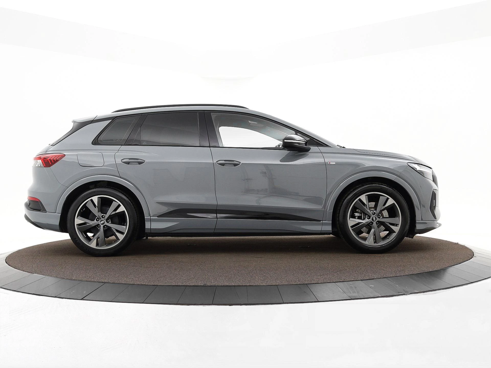 Hoofdafbeelding Audi Q4 e-tron