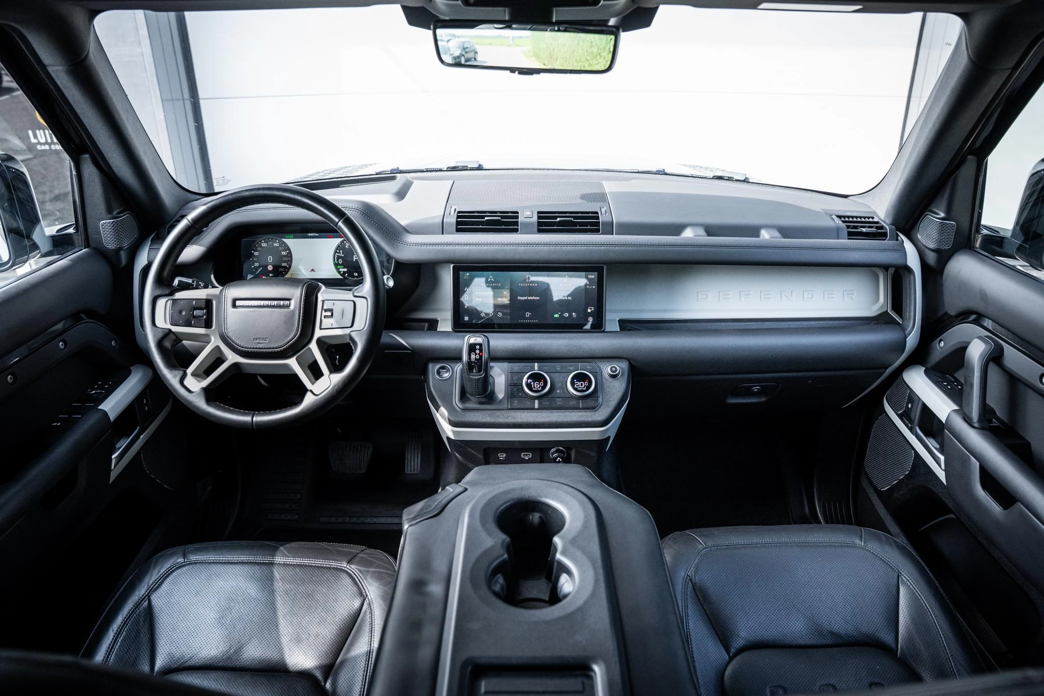 Hoofdafbeelding Land Rover Defender