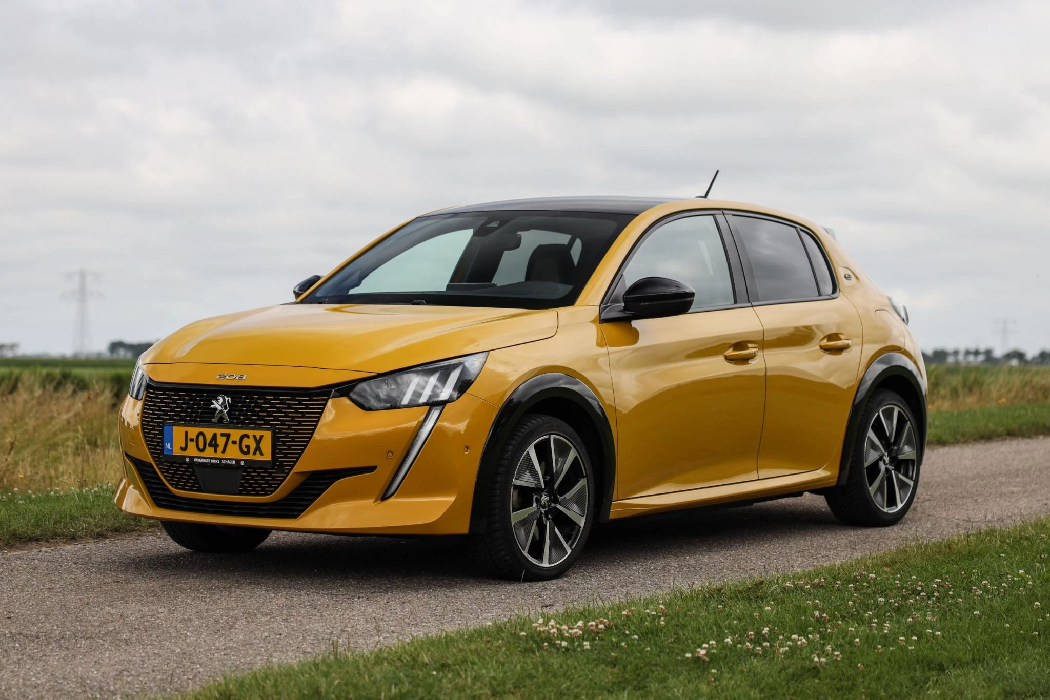 Hoofdafbeelding Peugeot e-208