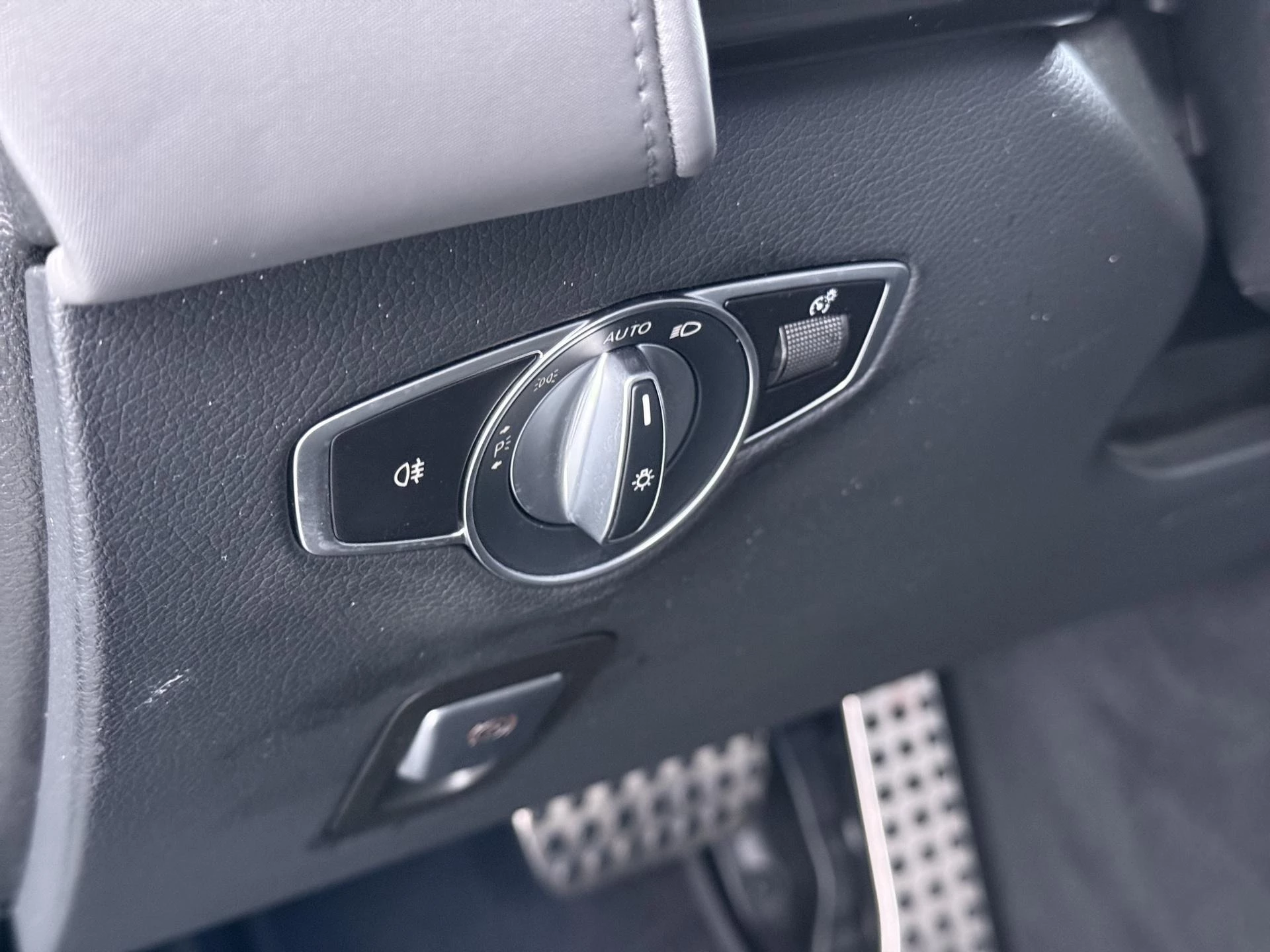 Hoofdafbeelding Mercedes-Benz EQC