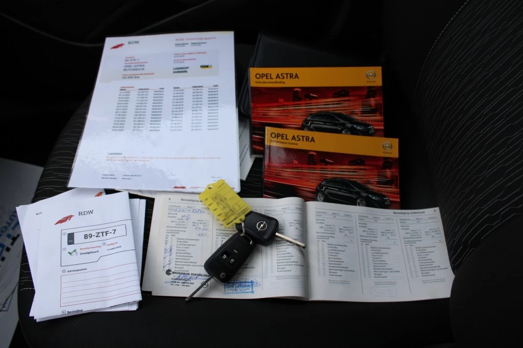 Hoofdafbeelding Opel Astra