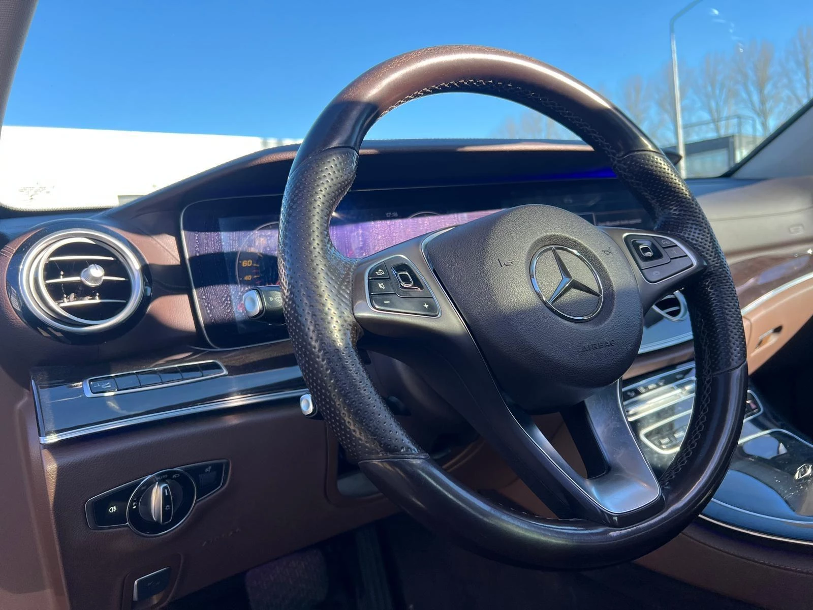 Hoofdafbeelding Mercedes-Benz E-Klasse