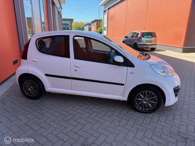 Hoofdafbeelding Peugeot 107
