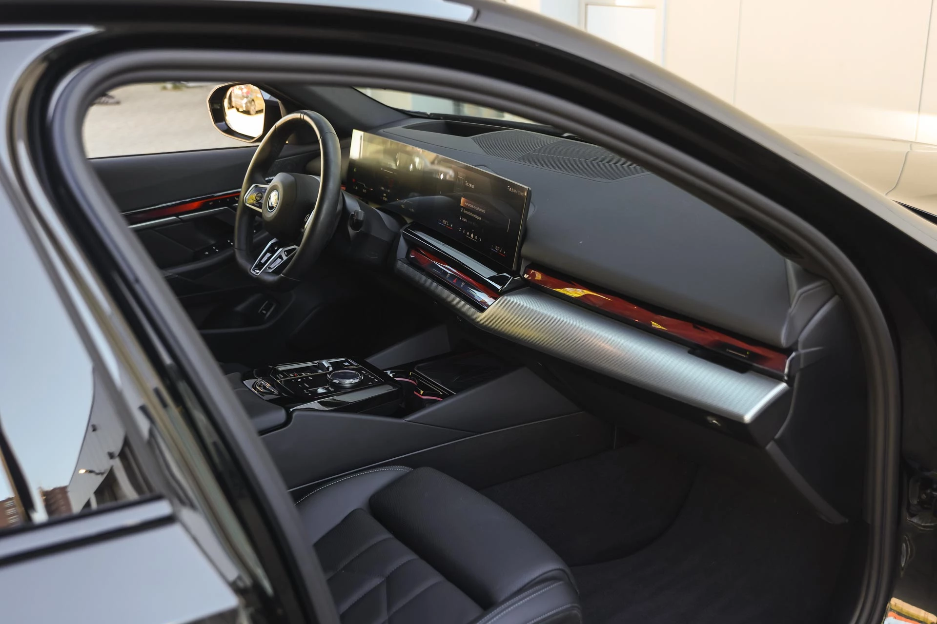 Hoofdafbeelding BMW i5