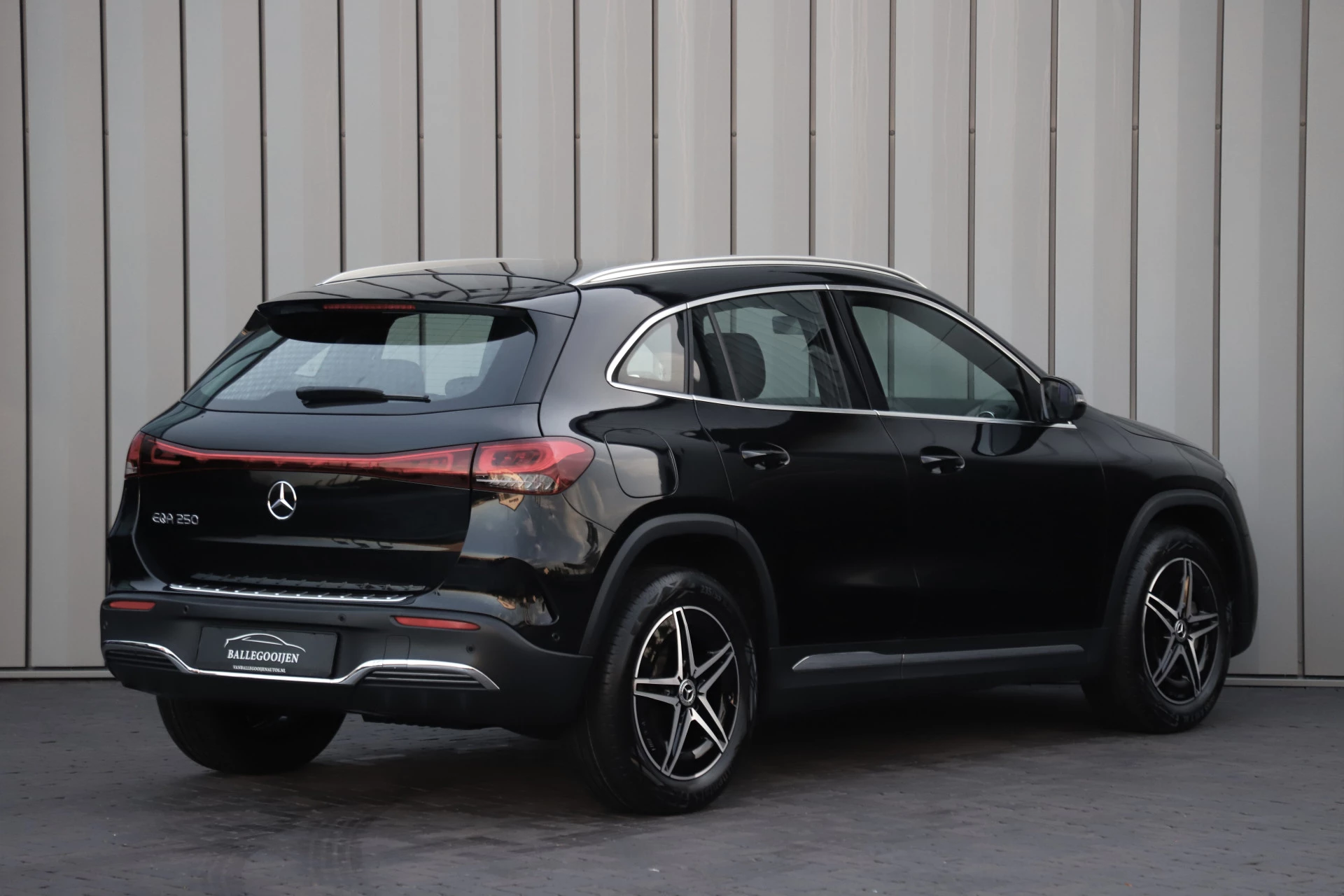 Hoofdafbeelding Mercedes-Benz EQA