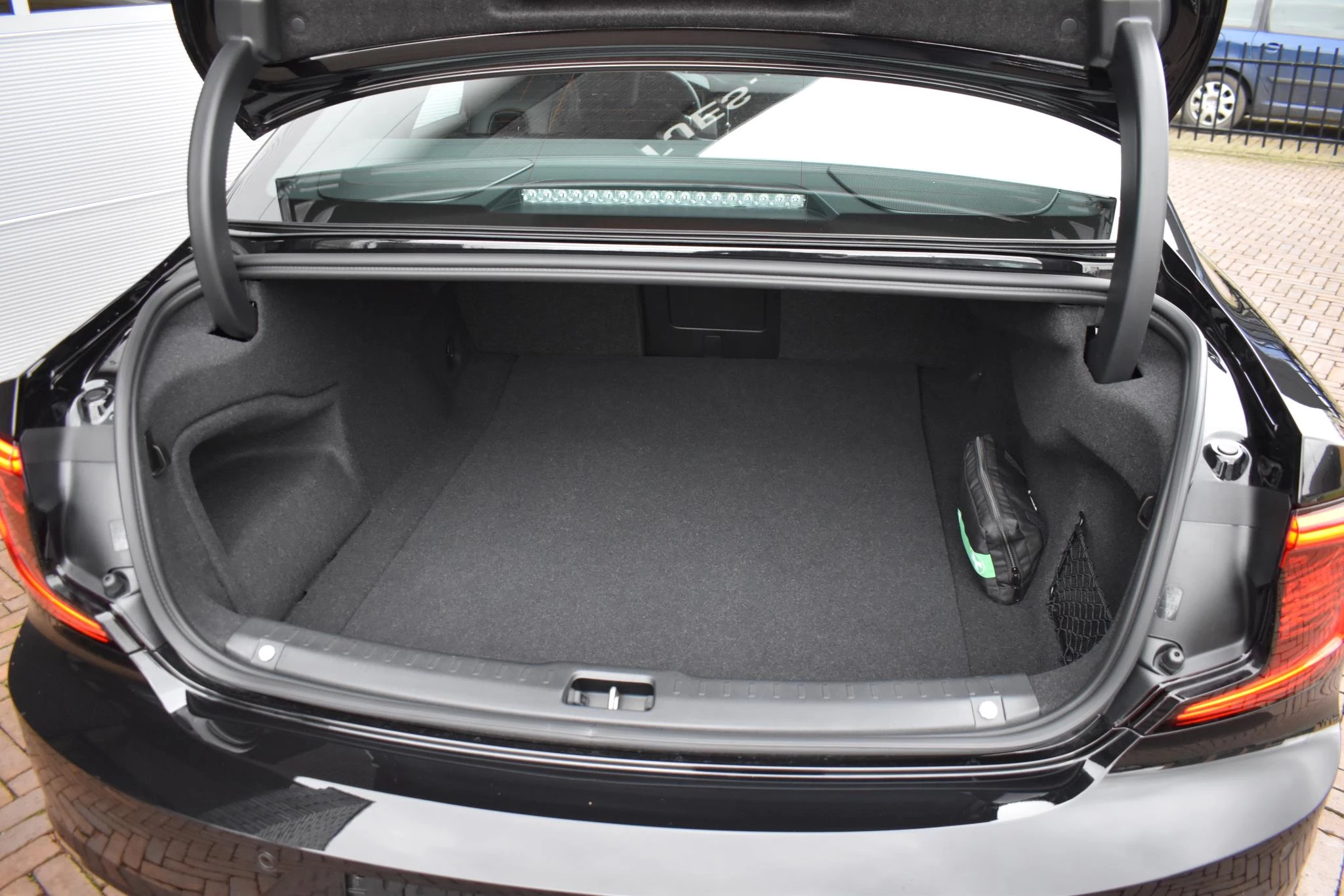 Hoofdafbeelding Volvo S90