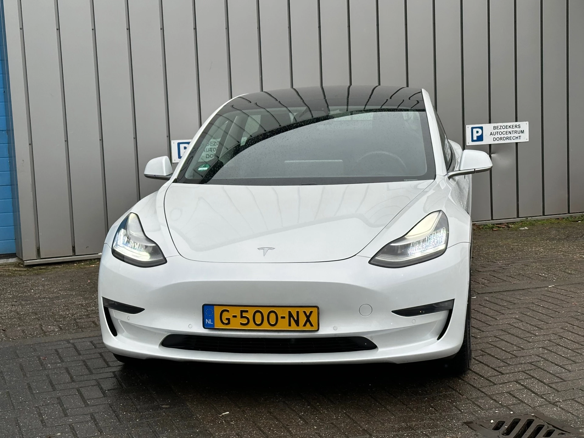 Hoofdafbeelding Tesla Model 3