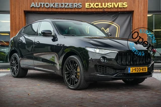 Hoofdafbeelding Maserati Levante Maserati Levante 3.0 V6 S AWD SQ4 Gold ed. Panoramadak 21"LM Navigatie Stoelverw. 430PK