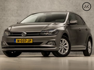 Hoofdafbeelding Volkswagen Polo Volkswagen Polo 1.0 TSI Highline Sport Automaat (APPLE CARPLAY, GROOT NAVI, CLIMATE, STOELVERWARMING, SPORTSTOELEN, GETINT GLAS, LM VELGEN, ADAPTIVE CRUISE, NIEUWSTAAT)