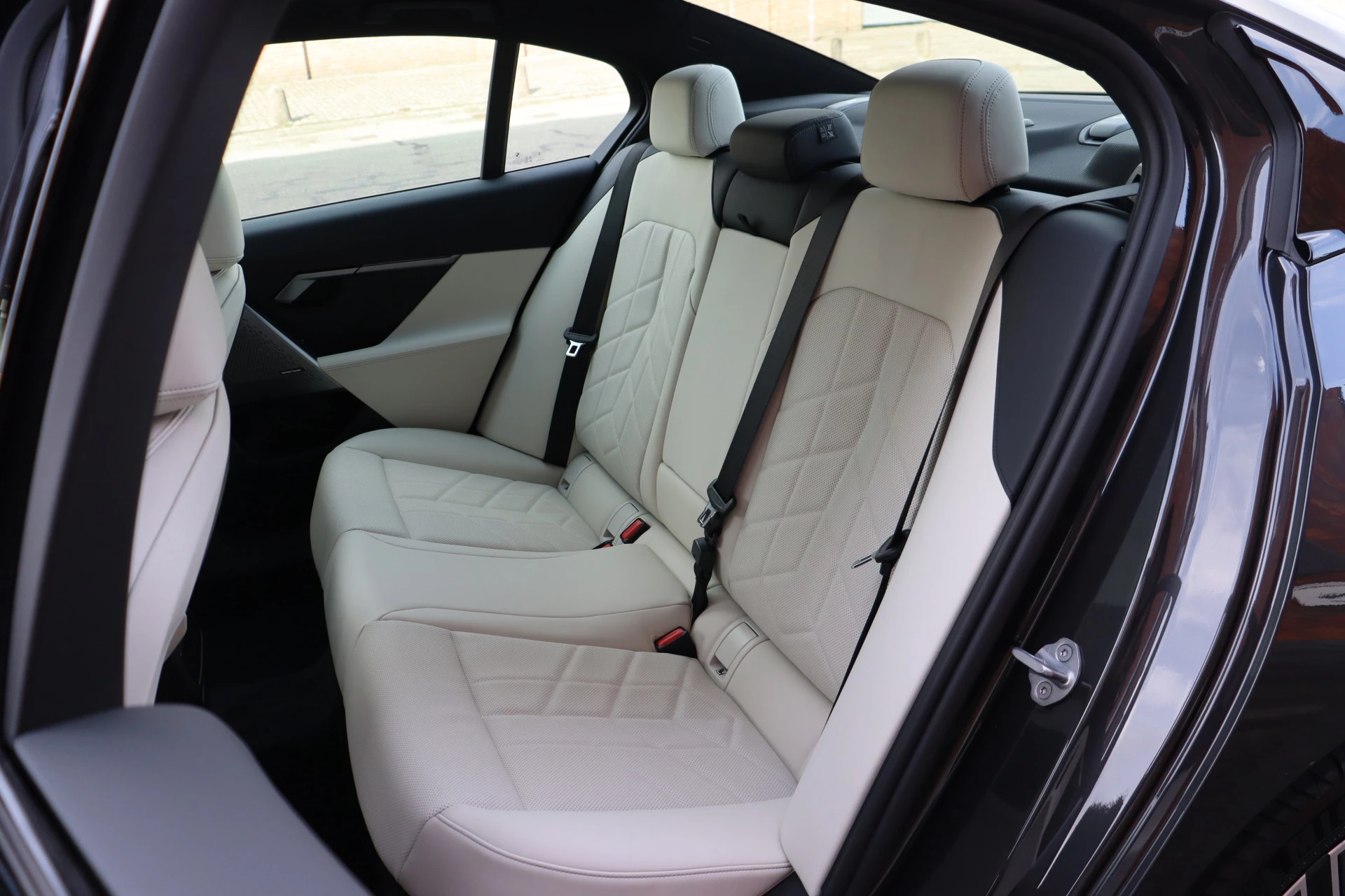 Hoofdafbeelding BMW i5