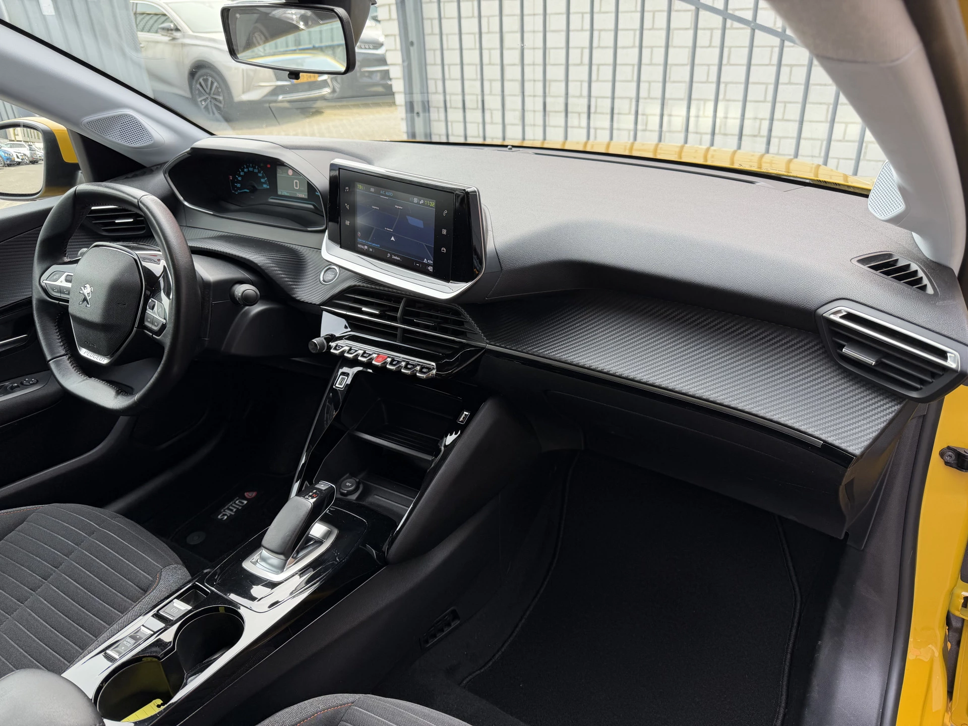 Hoofdafbeelding Peugeot e-208