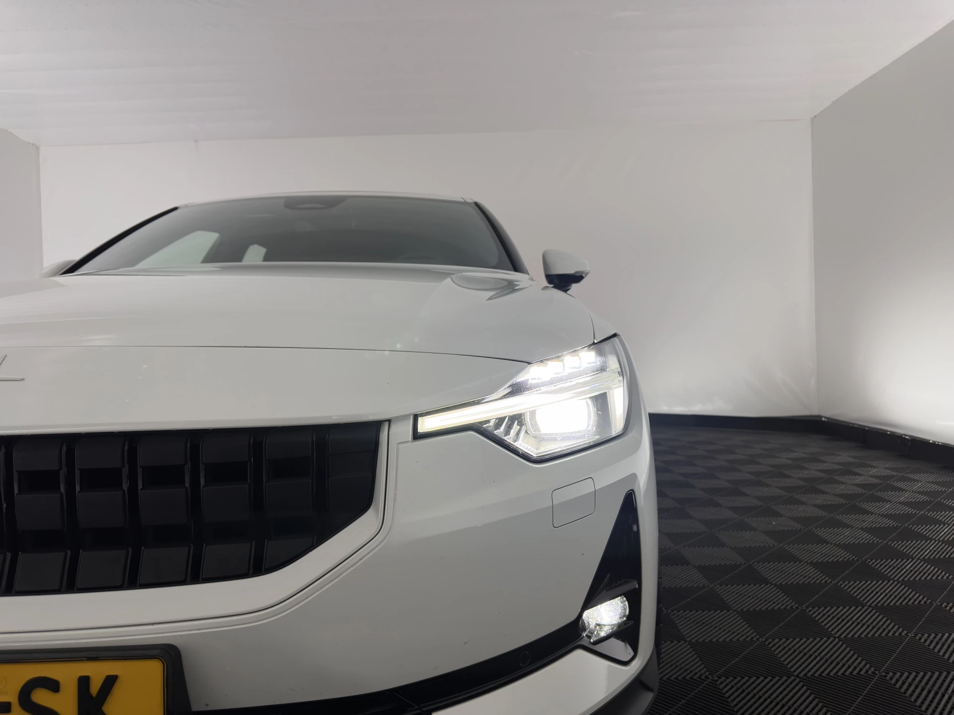 Hoofdafbeelding Polestar 2