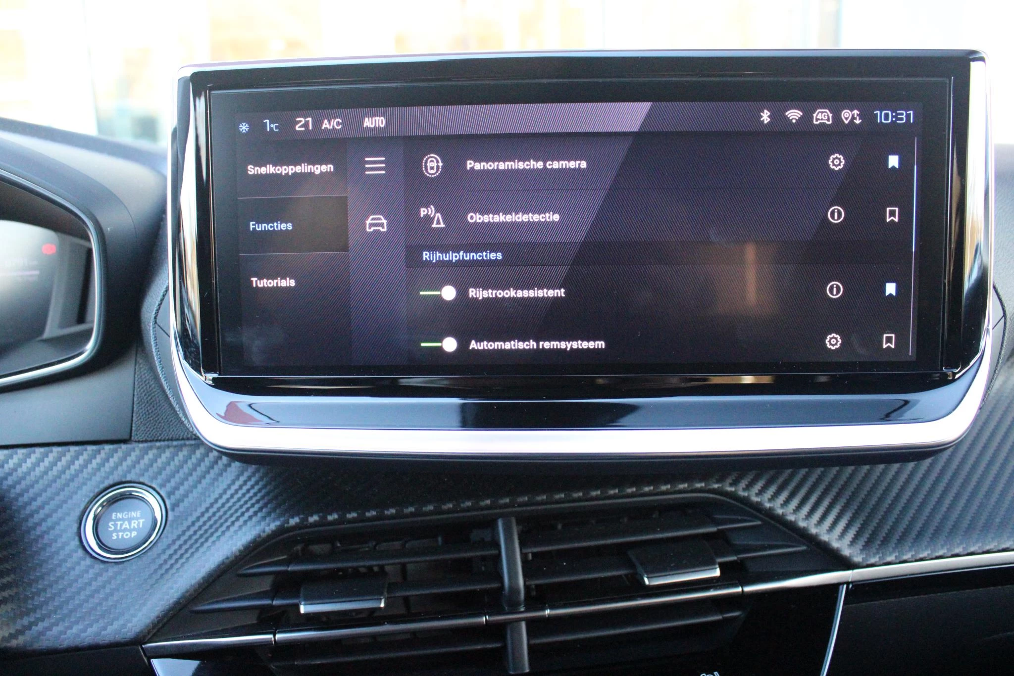 Hoofdafbeelding Peugeot e-208